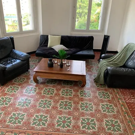 Maison 2 Chambres Grande Terrasse Proche Gare Holiday home Ales