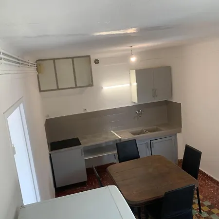 Hébergement de vacances Maison 2 Chambres Grande Terrasse Proche Gare