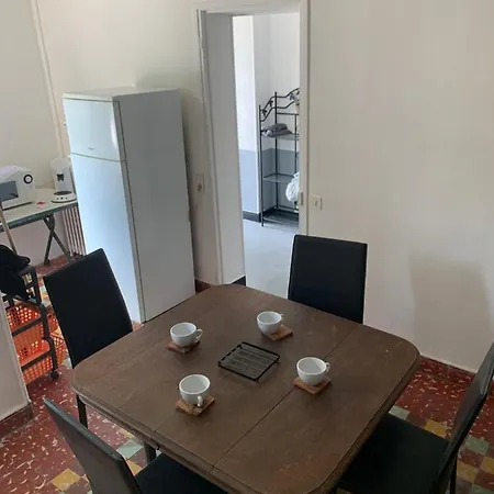 Hébergement de vacances Maison 2 Chambres Grande Terrasse Proche Gare