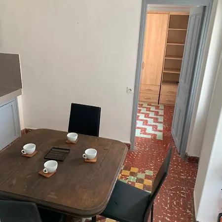 Maison 2 Chambres Grande Terrasse Proche Gare Hébergement de vacances Alès