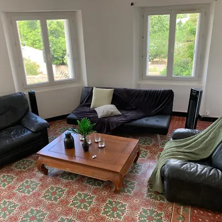 Hébergement de vacances Maison 2 Chambres Grande Terrasse Proche Gare